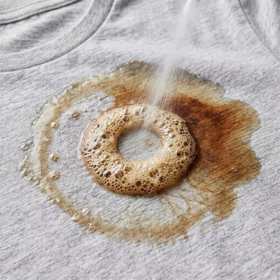 Odstraňovač škvŕn pred praním pre farebnú bielizeň